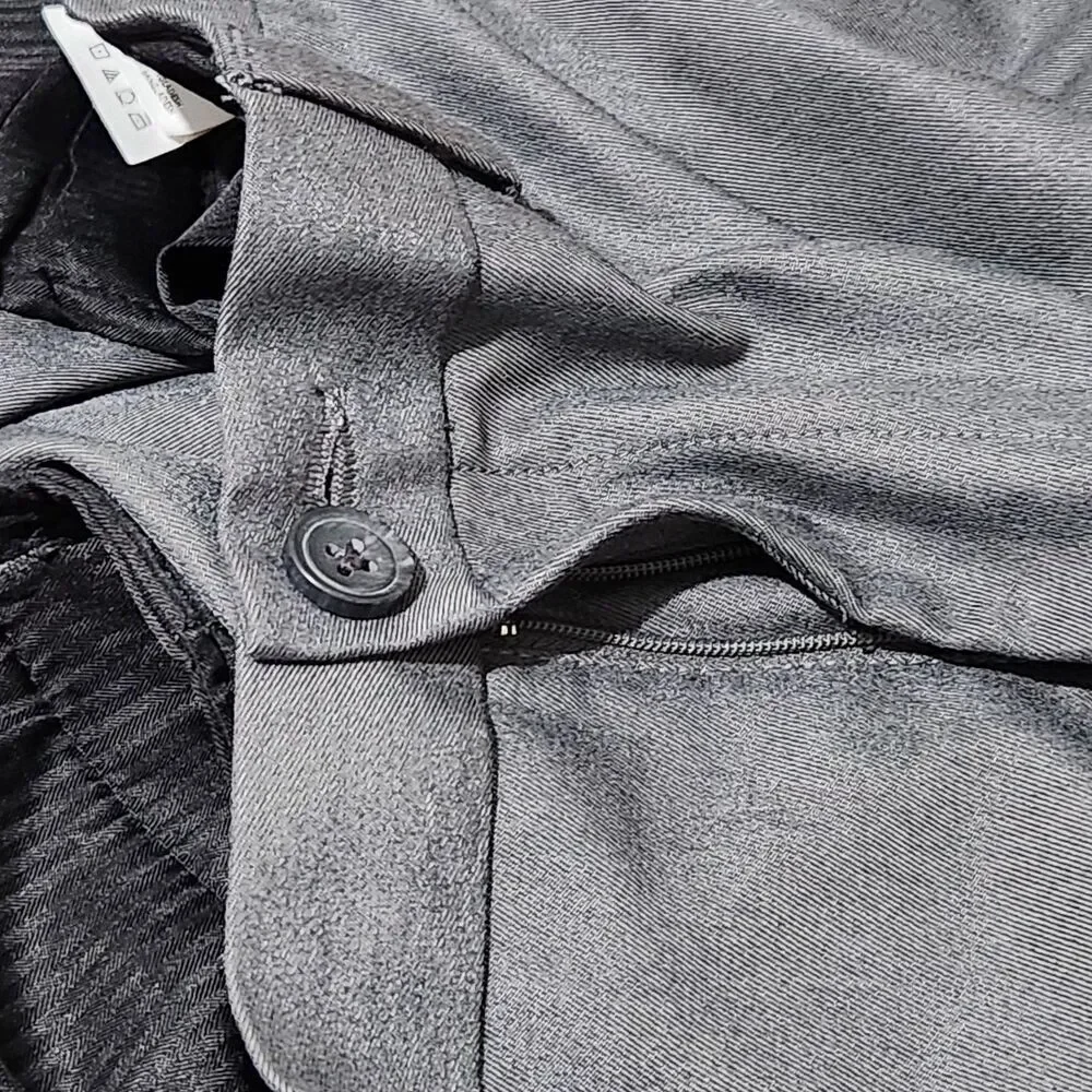 Haggar Cool 18 Dress Pants Mens Size 36x29 Dark Gray Color Expandable Waist